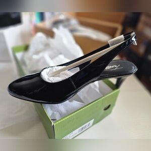 Trotters Keely Black Patent Women's Shoes Size 6.5W